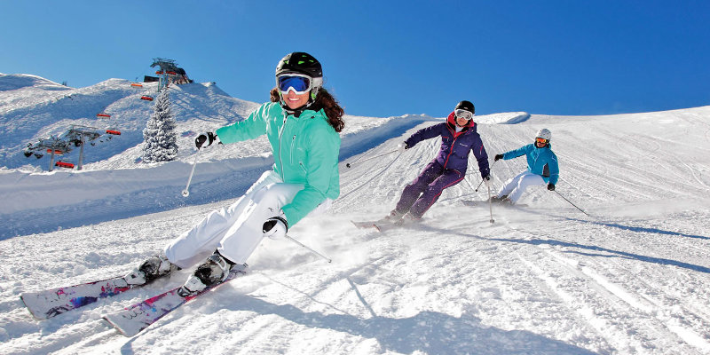 closest ski station from property CHALET DES MILLE ET UNE NUITS