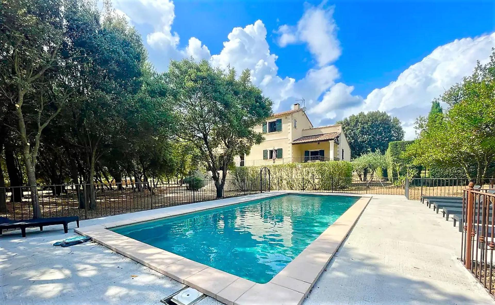 Property MAS DES CHENES