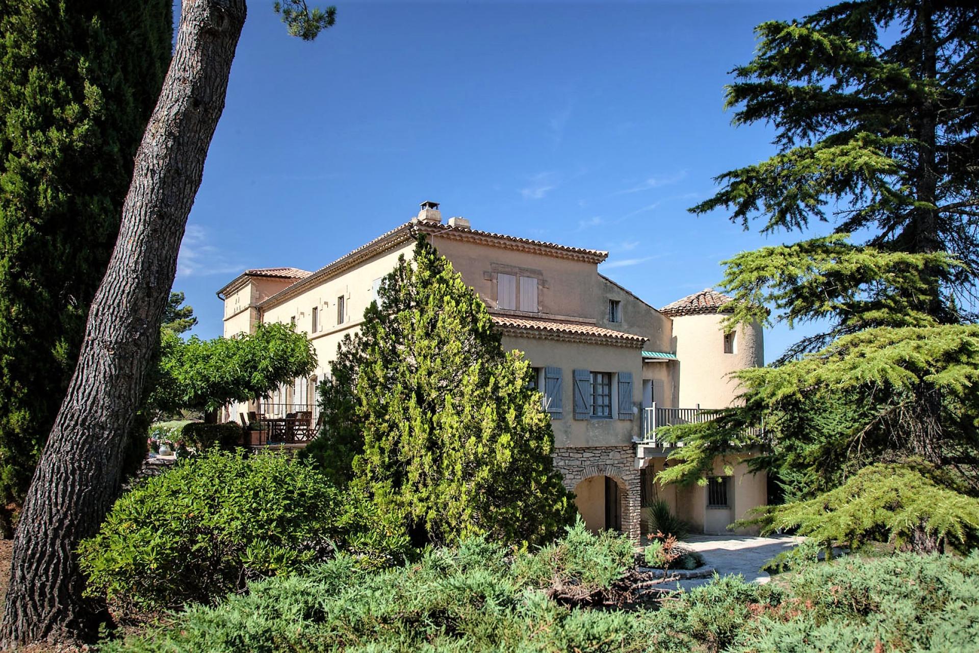 A Chateau for your holiday rental  in Provence