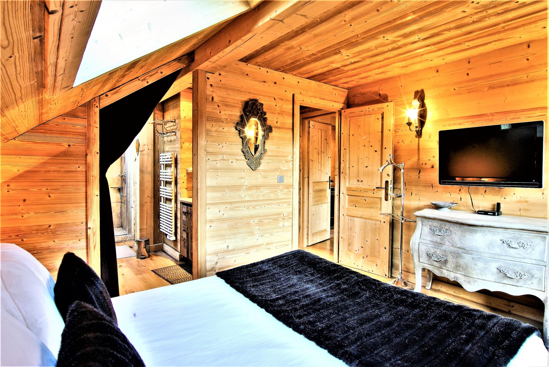 REFINED DECORATION FOR THIS CHALET