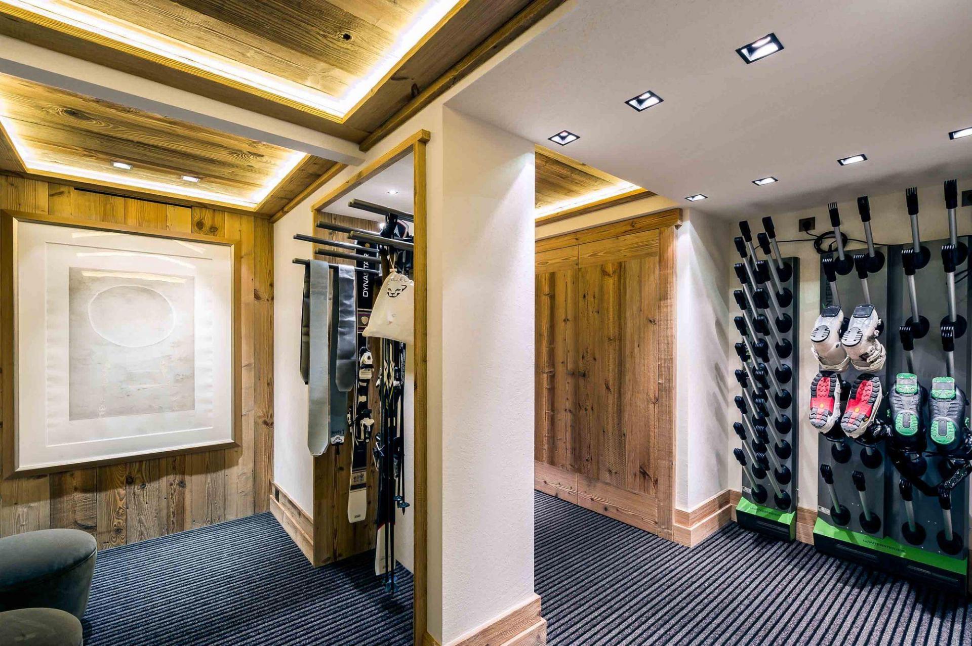 SKI ROOM WITH BOOTS HEATER IN A LUXURY CHALET RENTAL IN THE FRENCH ALPS