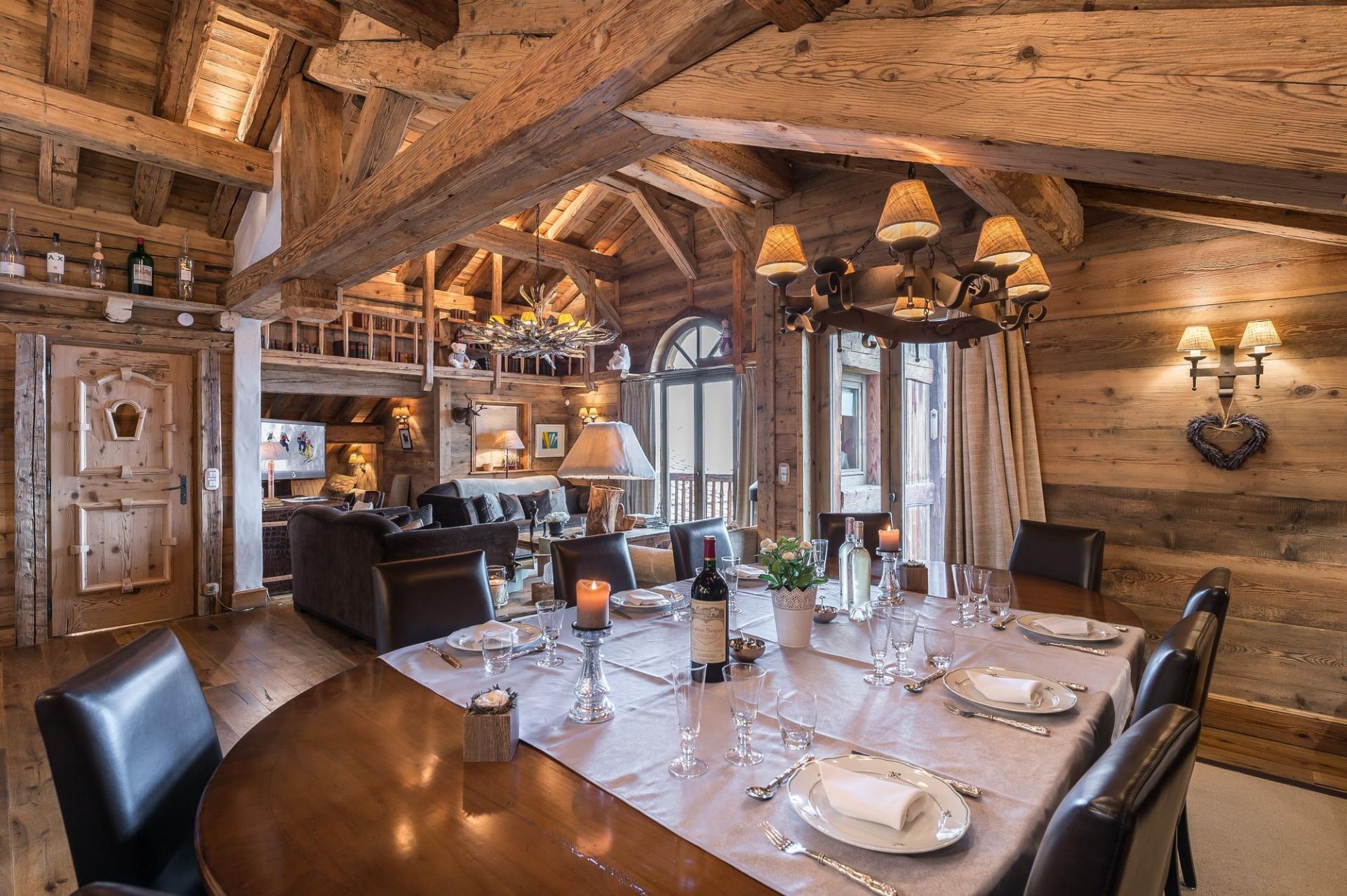 A BEAUTIFUL LUXURY CHALET TO RENT  IN COURCHEVEL IN THE FRENCH ALPS